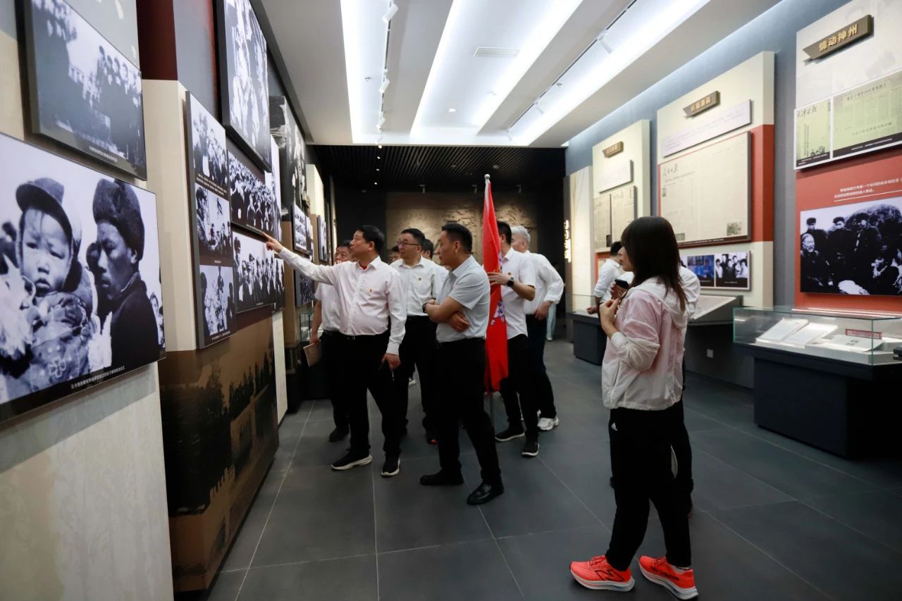 砥砺初心使命，汲取奋进力量丨江南（中国）乳业集团党委组织开展学习“焦裕禄精神”主题党日活动