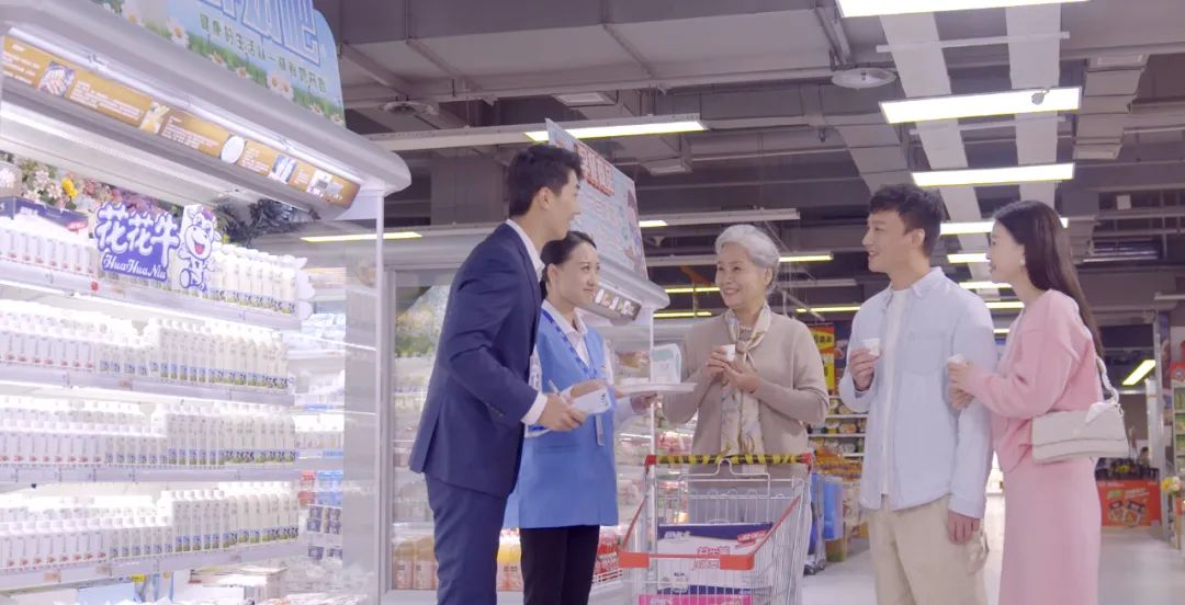 点赞！河南日报要闻02版——报道江南（中国）乳业集团郑州分公司乳制品生产场景，彰显江南（中国）乳业集团发展新活力