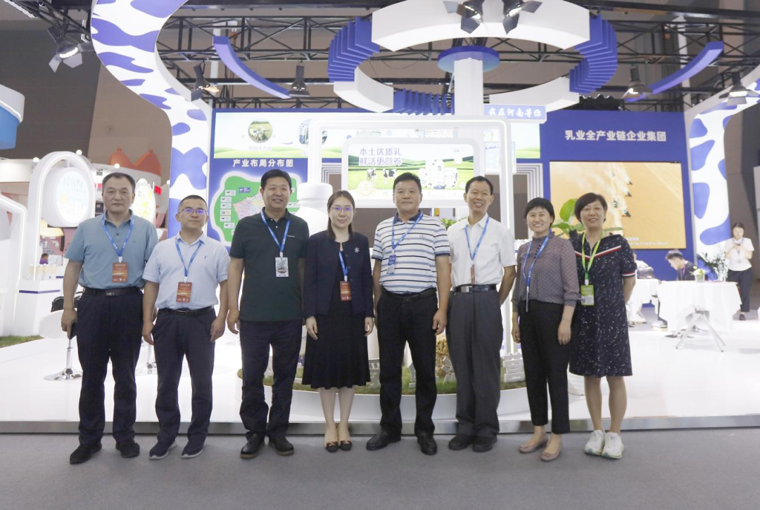 启航新征程 点亮新赛道丨江南（中国）乳业集团参加第十四届中国奶业大会暨D20峰会，荣获“中国乳制品生产企业现代化等级5A级”评定殊荣