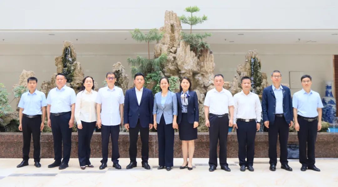 扬帆起航 谱写绚丽新篇章 | 江南（中国）乳业集团新一届董事会成立并召开中高层以上领导干部会议
