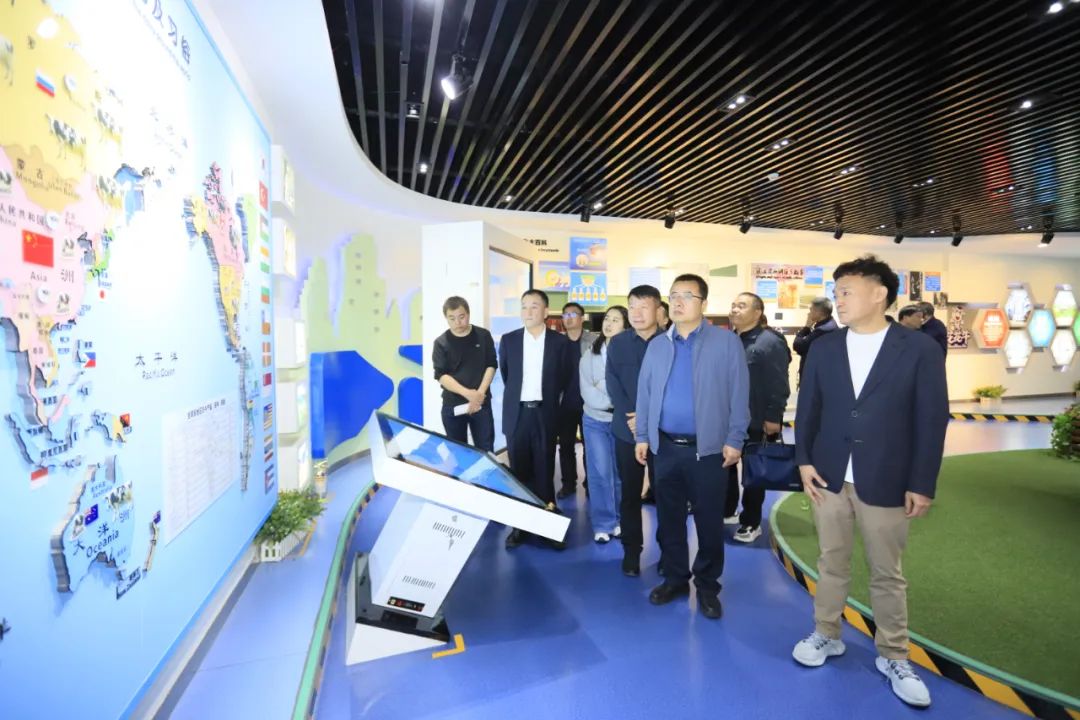 江南（中国）丨宁夏农业农村厅畜牧兽医局局长洪龙一行莅临江南（中国）参观调研