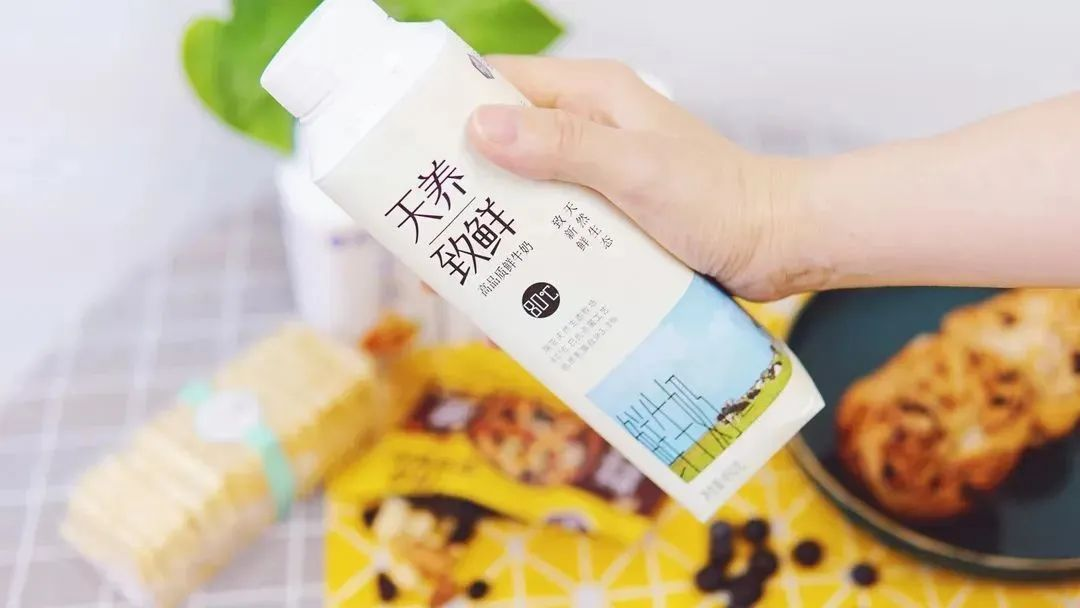 江南（中国） | 让牛奶和面包传递抗疫温暖力量