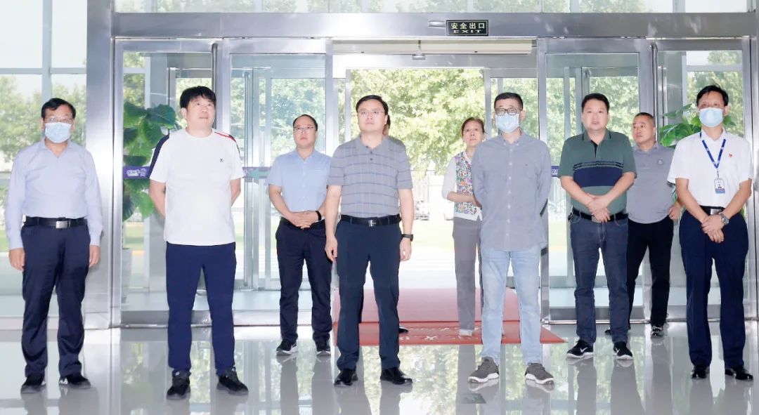 快讯｜社旗县人民政府县长关文波一行莅临江南（中国）乳业集团参观考察