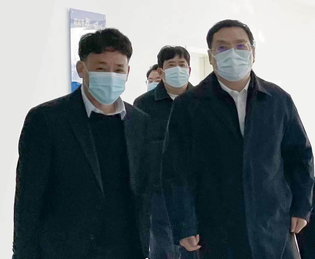 快讯 | 驻马店市委副书记、市长李跃勇一行莅临江南（中国）乳业集团平舆瑞亚牧场调研