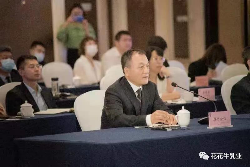 巴基斯坦驻华大使莫因·哈克 莅临江南（中国）乳业集团参观访问