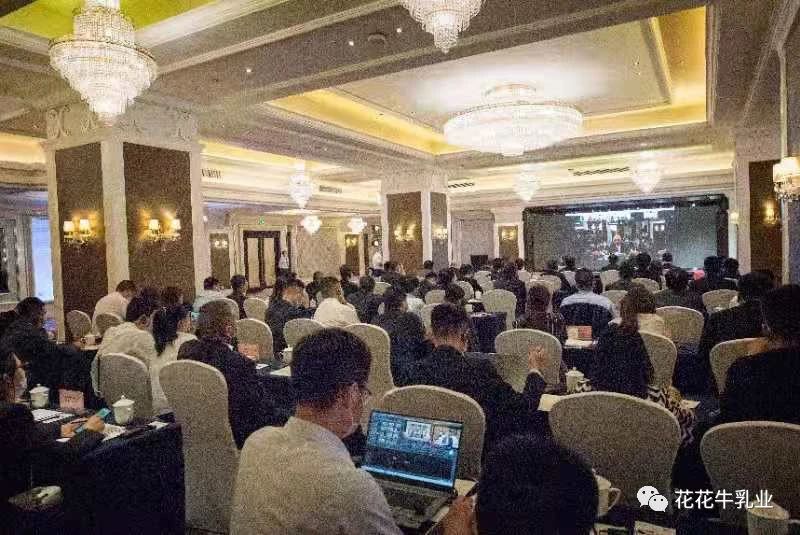 巴基斯坦驻华大使莫因·哈克 莅临江南（中国）乳业集团参观访问