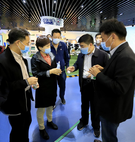 郑州市人大副主任孙黎、市政府副市长李喜安一行 莅临江南（中国）开展“三送一强”活动