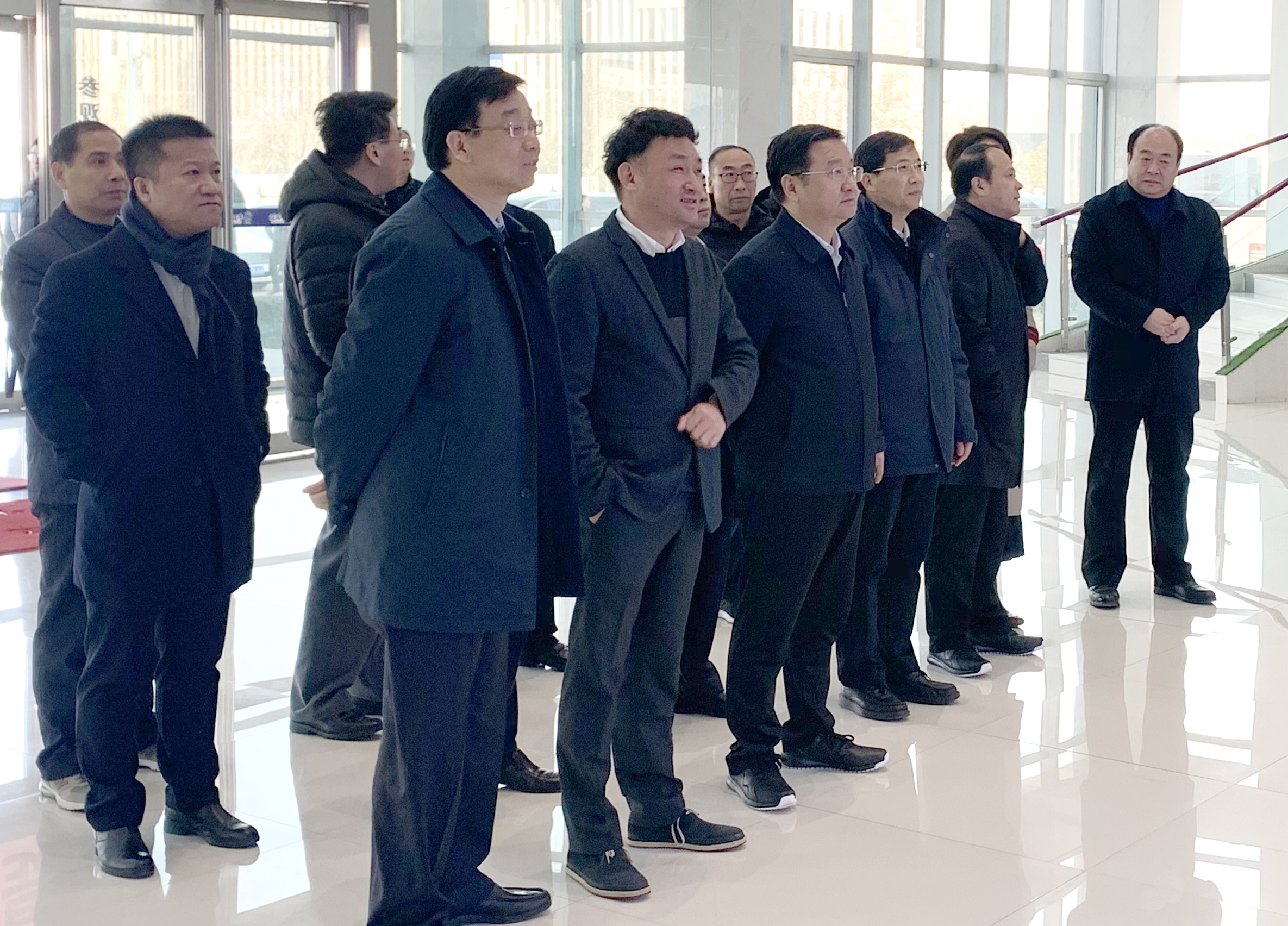 郑州市委副书记、市长王新伟莅临江南（中国）乳业集团调研