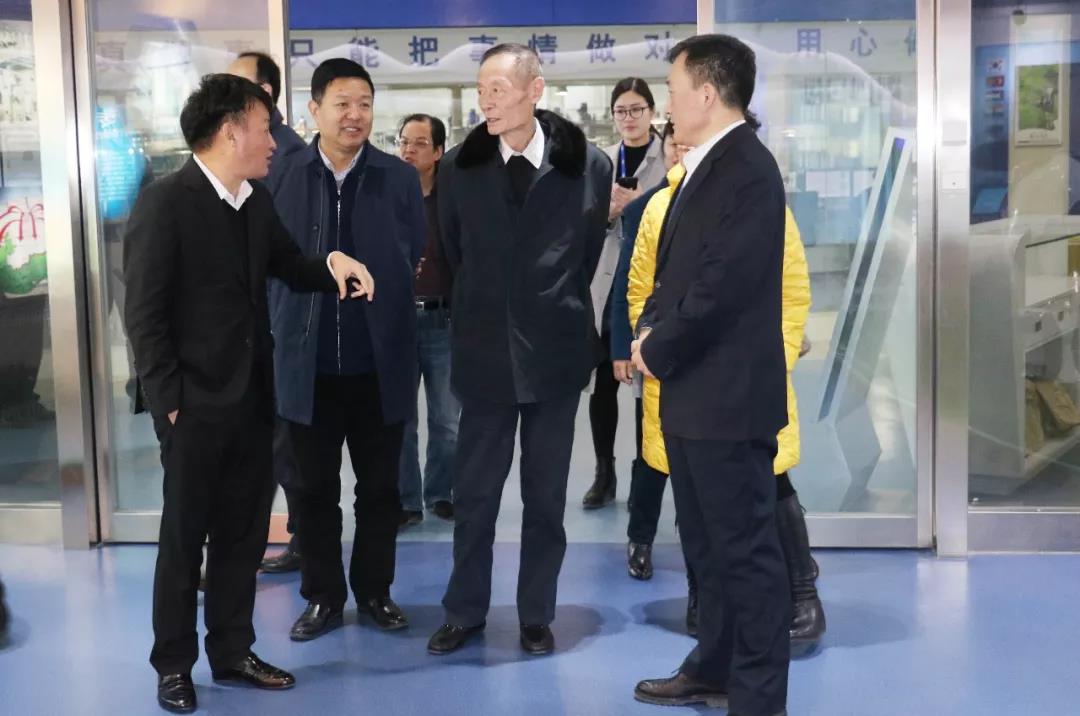 中国奶业协会高鸿宾会长莅临江南（中国）指导工作