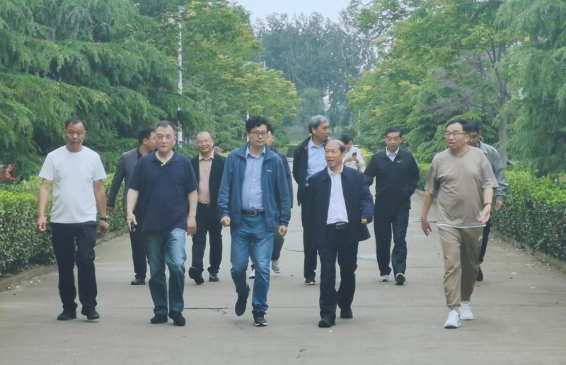 江南（中国）丨河南农业大学党委副书记、校长介晓磊一行莅临江南（中国）河南瑞亚参观调研
