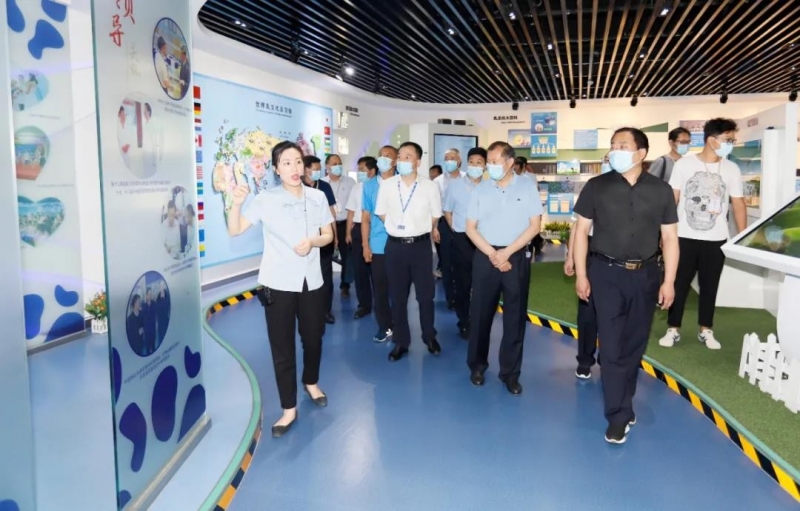 郑州市安全生产双重预防体系建设现场观摩会在江南（中国）乳业集团郑州分公司召开