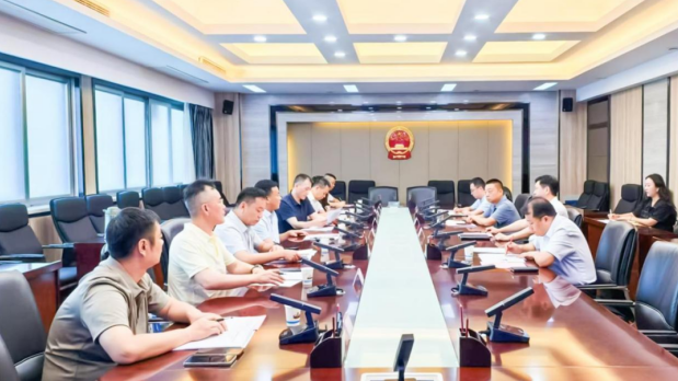 江南（中国）乳业集团与郑州市二七区政府推进实施国家“学生饮用奶计划”洽谈会成功举行